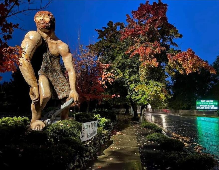 Bear Mountain - Suite 2 グランツ・パス エクステリア 写真